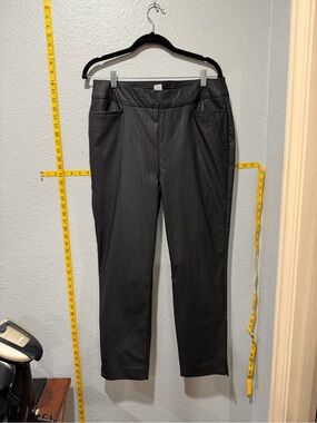 Chico's 1.5R Black & Gray Houndstooth Slim Ankle Pants Size 10R